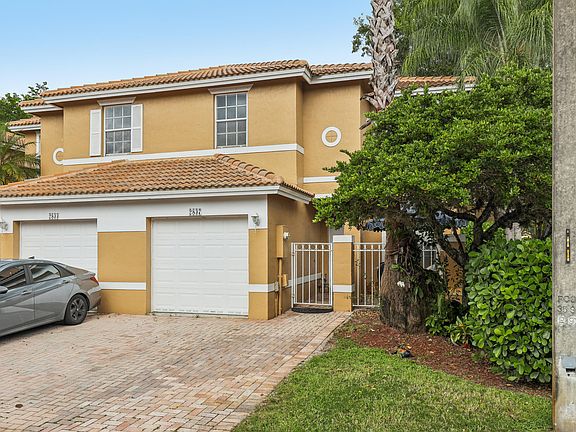 3rd image of 2837 NW 99th Terrace