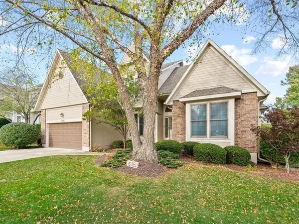 14115 Parkhill St, Overland Park, KS 66221