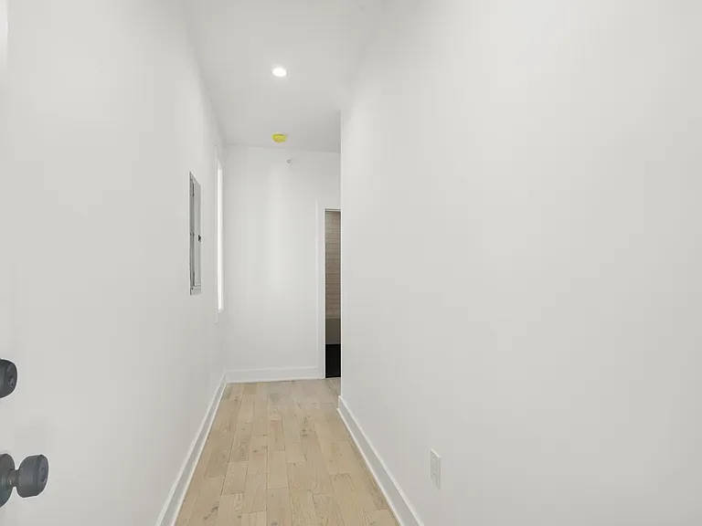 2109 S Iseminger St #3 — Photo 9
