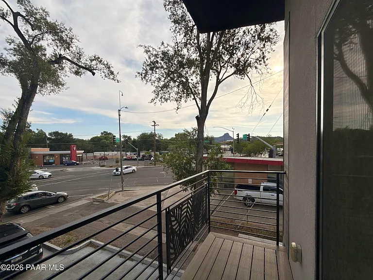 720 N Walnut St #1 — Photo 25