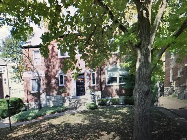 7527 Cromwell Dr #7527, Saint Louis, MO 63105