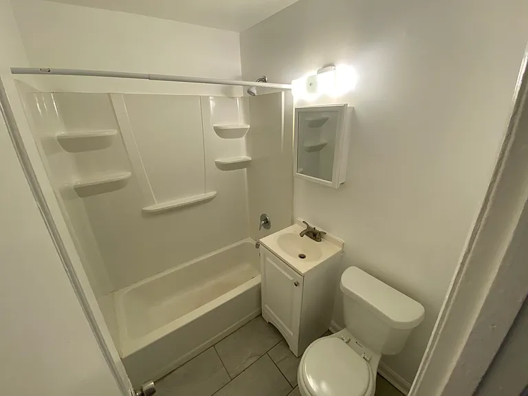 702 Grove St — Photo 12