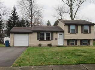 158 Blossom Ln, Niles, OH 44446