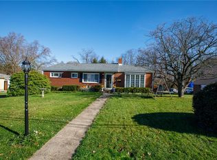 35 Magill Dr, Cheswick, PA 15024