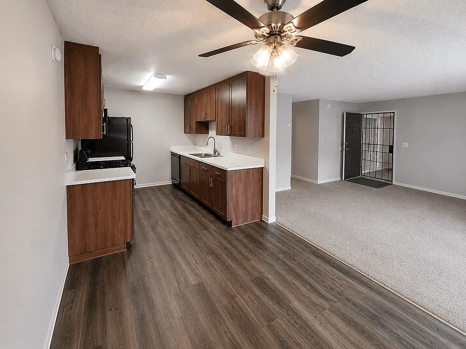 Canyon Run Apartments