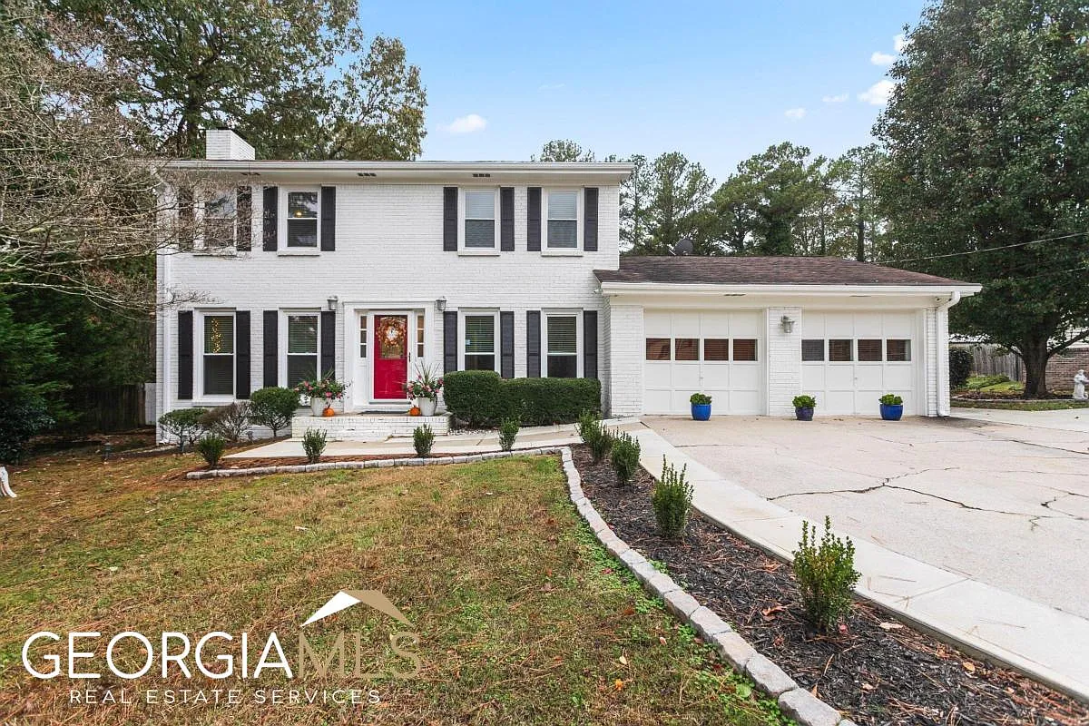 2477 Three Bars Dr photo 1