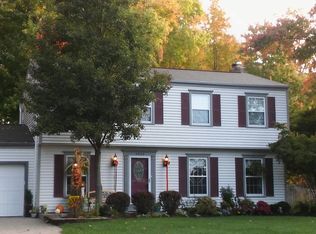 4025 Laurel Glenn Dr, Broadview Heights, OH