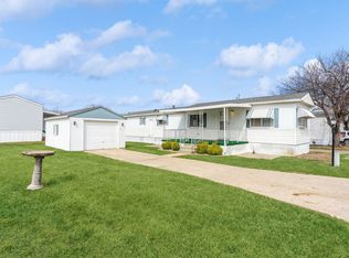 218 Alpine Dr, West Des Moines, IA 50265