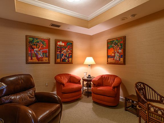 3rd image of 300 Beach Dr NE APT 403