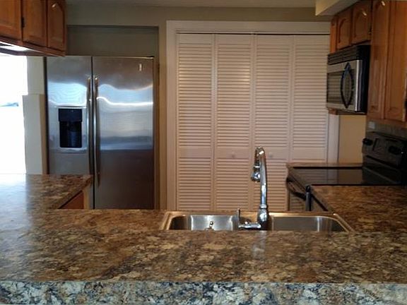 3rd image of 3319 Kimberly Oaks Dr