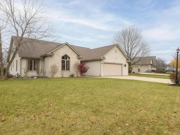 9732 84th PLACE, Pleasant Prairie, WI 53158