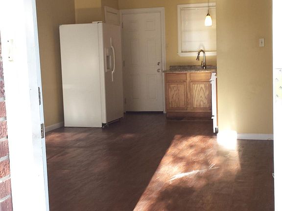 Open Floor plan for Living Room and Kitchen