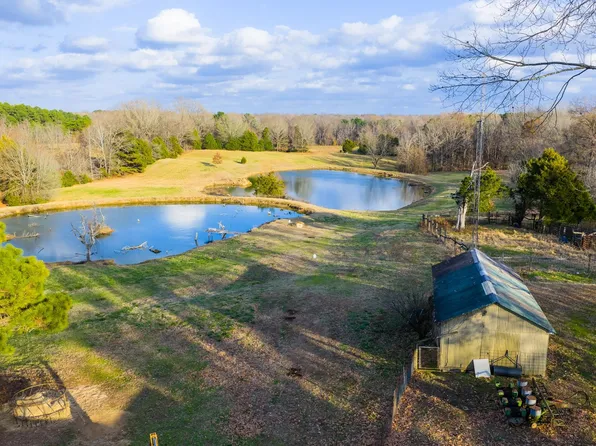 700 N Reid Hooker Rd, Eads, TN 38028