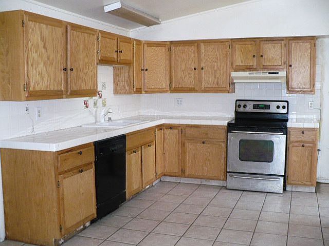 2nd image of 1757 Tampa Way