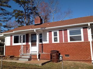 102 Porter Rd, Oak Ridge, TN 37830