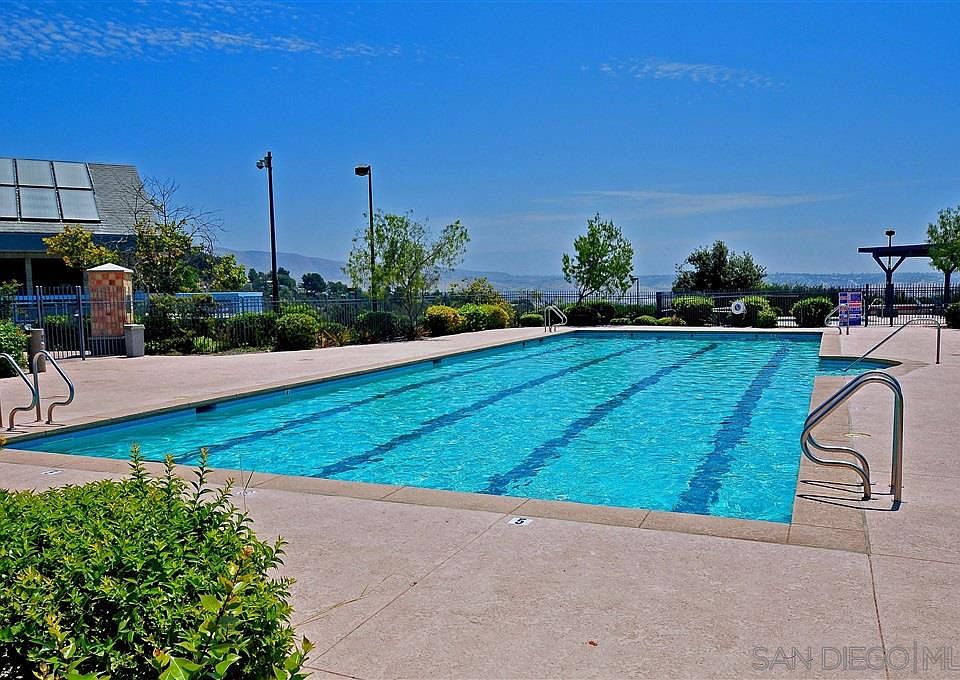 1st image of 1373 Manzana Way