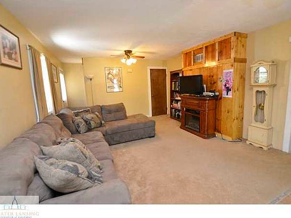 2nd image of 6200 E Towar Ave