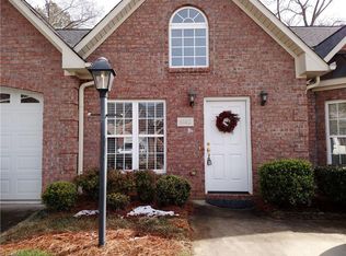 6142 Stadium Ridge Ct, Clemmons, NC 27012