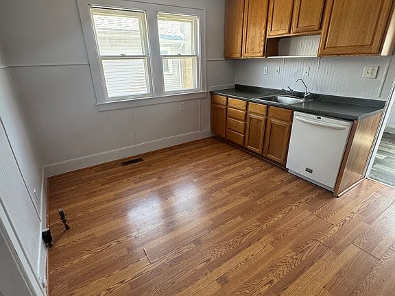 5th image of 25719 Kitch St