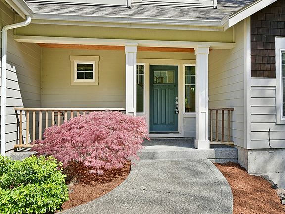 3rd image of 22130 Apollo Dr NE