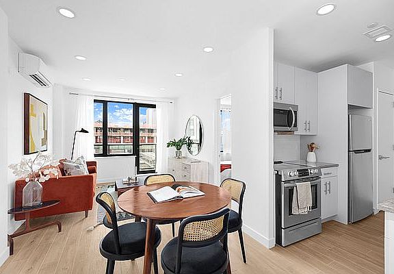 3rd image of 912 Broadway #5A