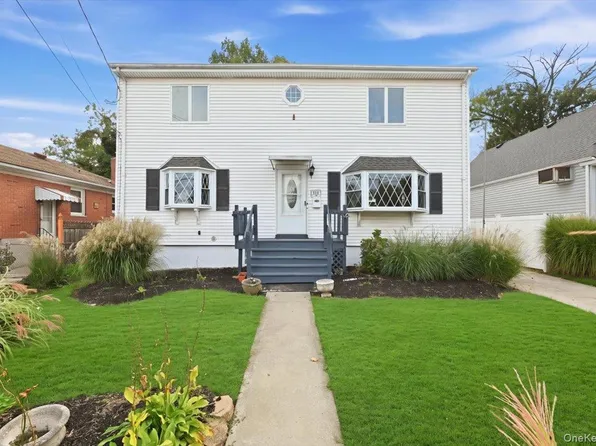161 Stokes Avenue, Freeport, NY 11520