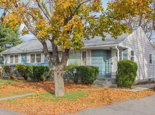 17 Avenue A, Warren, RI 02885