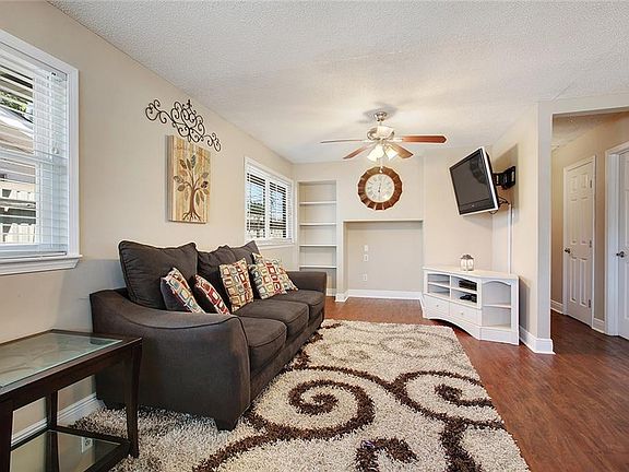 2nd image of 5135 Mount Shasta Dr