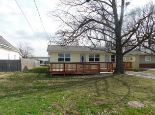 511 16th St, Monett, MO 65708
