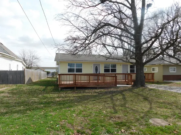 511 16th St., Monett, MO 65708