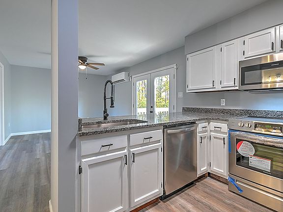 3rd image of 254 Wildwood Dr