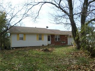 615 Walnut Pl, Holt, MO 64048