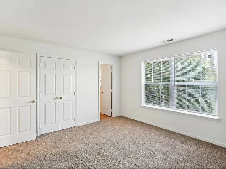Overlook at Brook Run I & II — Photo 21