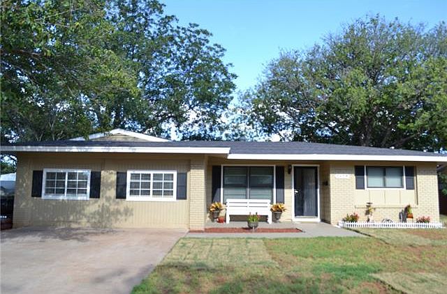 1st image of 1409 Marsalis Dr