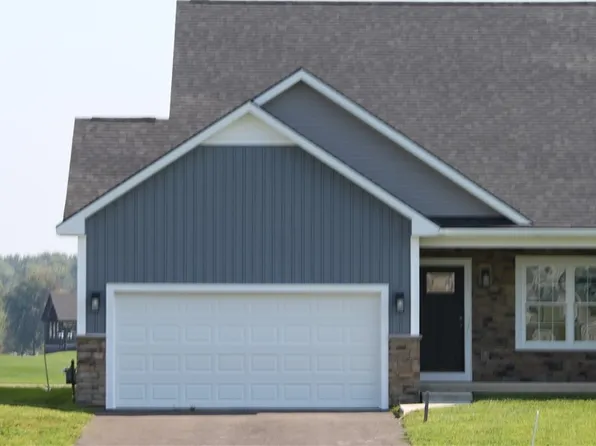 8072 Forest Ridge Ln #402, Baldwinsville, NY 13027