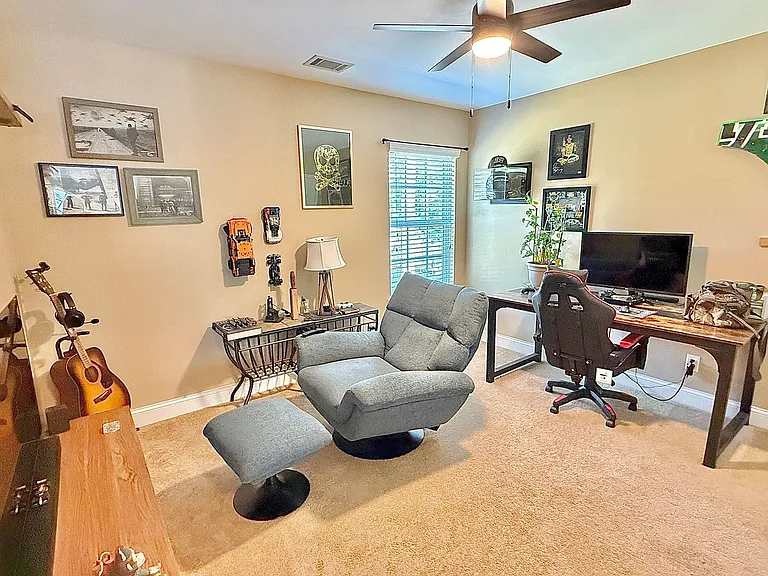 470 Briarcrest Dr NE — Photo 27