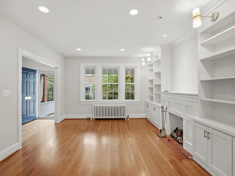 3839 Beecher St NW — Photo 11