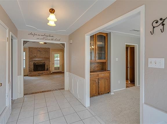 4th image of 6912 Meadow Park Dr S