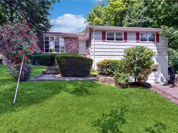 14 Greyrock Road N, Port Chester, NY 10573