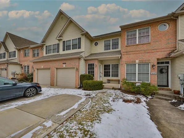 6632 Mine Dr, Macungie, PA 18062