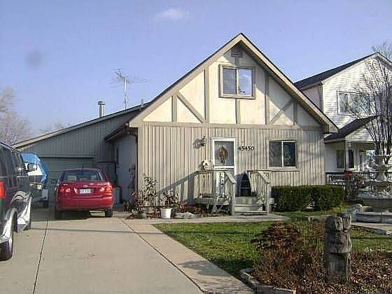 2nd image of 45450 Teal Ct