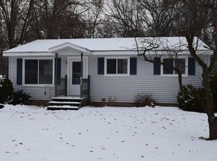 632 George St, Traverse City, MI 49686