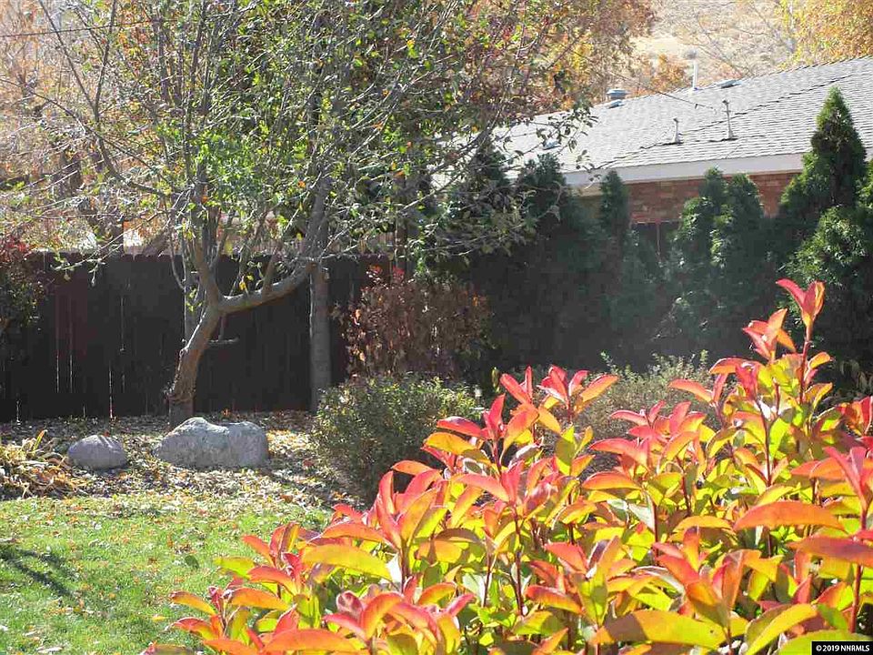 2nd image of 226 Tacoma Ave