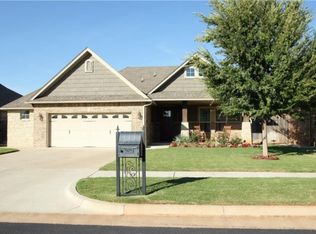 925 NW 195th Ter, Edmond, OK 73012
