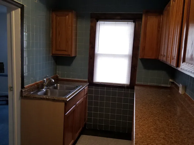 5519 W Chicago Ave — Photo 3