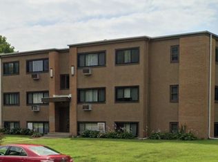 190 Island Park Dr NE #19007, Minneapolis, MN 55432