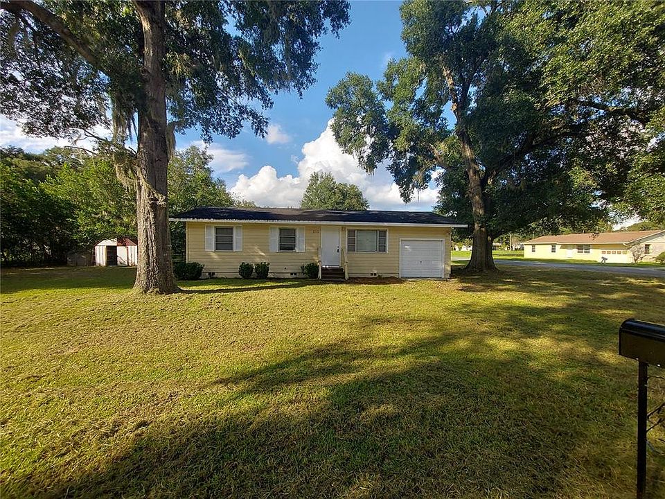 1st image of 1551 NE 29TH STREET