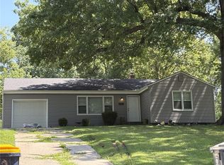 5515 N Troost Ave, Kansas City, MO 64118