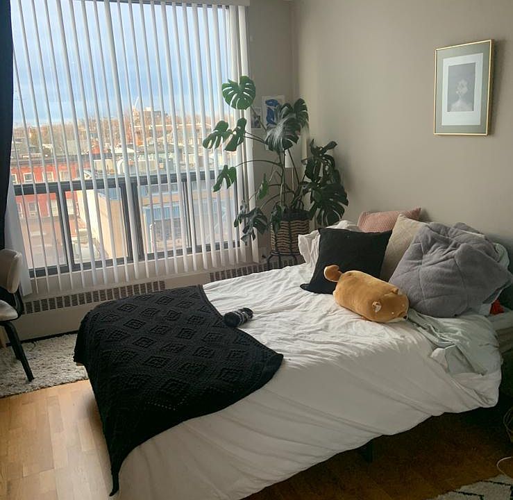 1st image of 800 Richmond St W #500