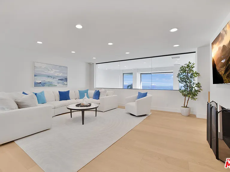 30020 Morning View Dr — Photo 38
